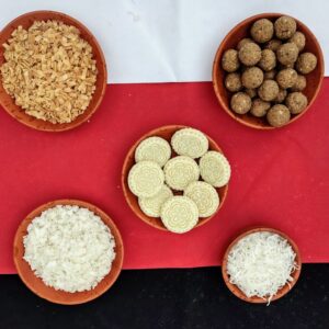 প্রিমিয়াম নারিকেলের নাড়ু, চিড়া ও বরফি কম্বো
